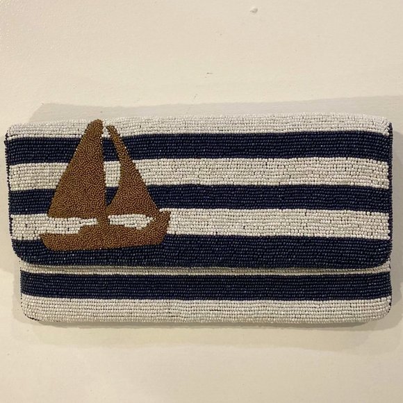 Moyna Couture Fold-over Beaded Clutch - Picture 1 of 7